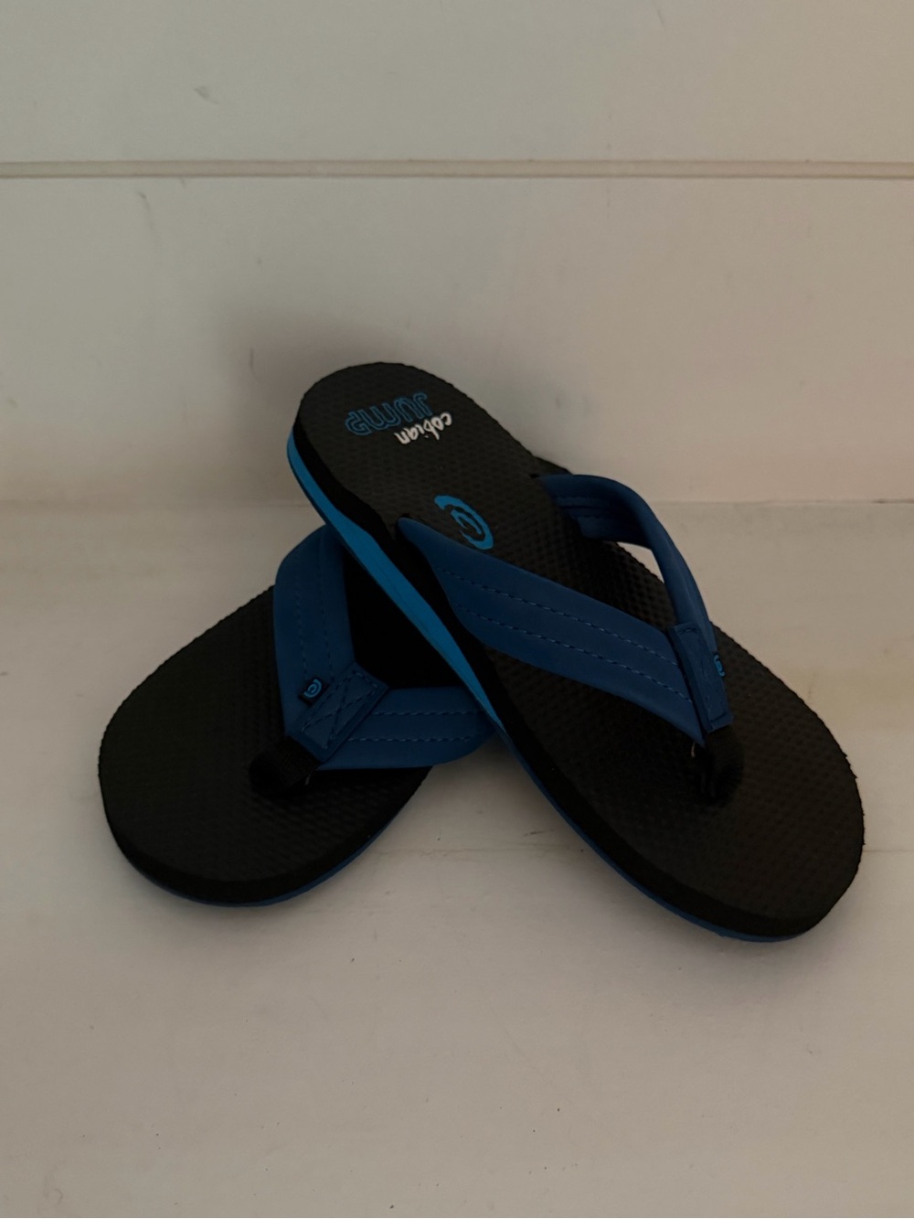 Cobian Kids Black and Blue Flip Flops